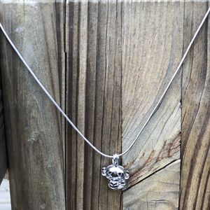 18” silver plated necklace with fresh water pearl